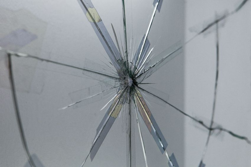 Pablo Rasgado. Afterimage (Repaired Broken Mirror #3), 2014. Welded steel, mirror, filters and fluorescent light, 19 1/2 x 19 1/2 inches (detail)