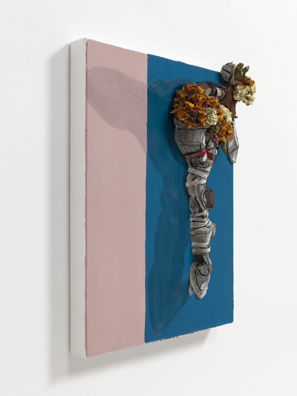 Herman Aguirre.<em> Espuma</em>, 2019. Oil and acrylic on canvas, 21 1/2 x 17 1/2 x 4 1/2 inches (54.6 x 44.5 x 11.4 cm)