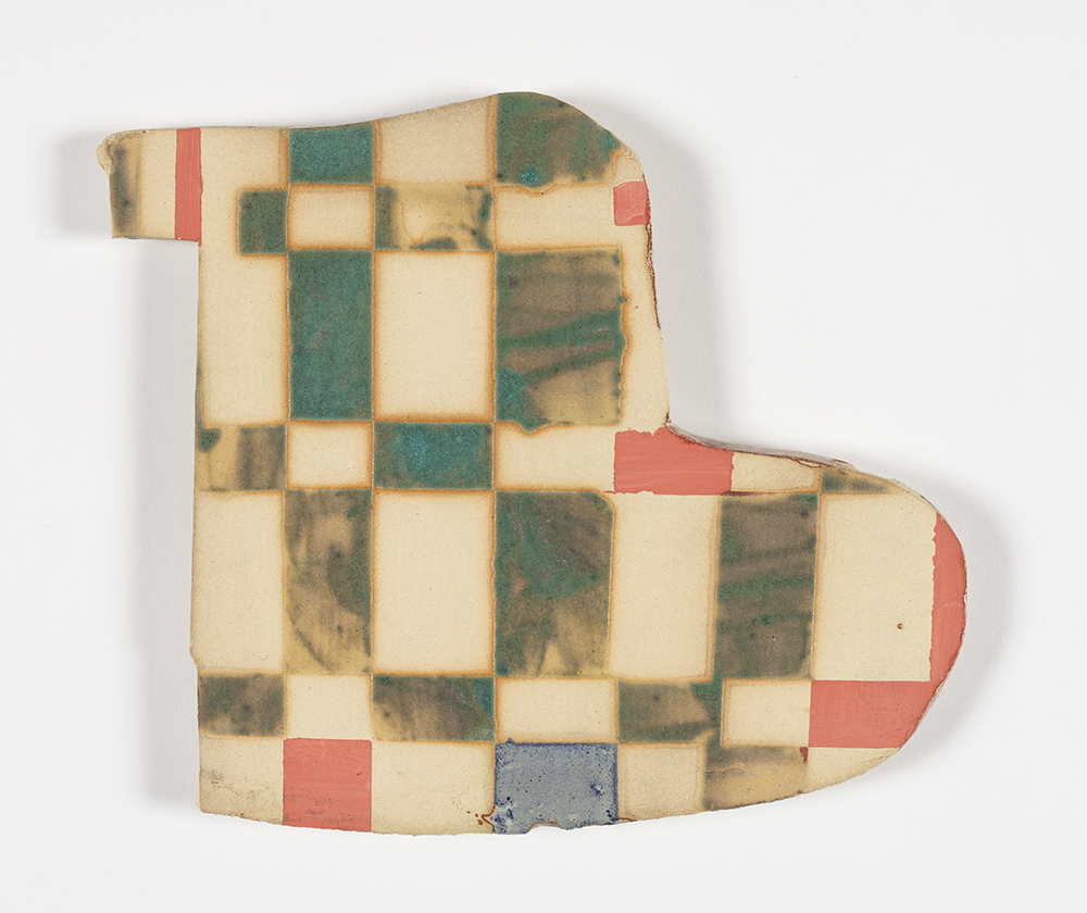 Kevin McNamee-Tweed.<em> Untitled (hootbelly)</em>, 2019. Glazed ceramic, 9 1/2 x 11 inches (24.1 x 27.9 cm)