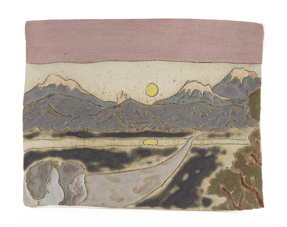 Kevin McNamee-Tweed. <em>Looking East to Look West</em>, 2021. Glazed ceramic, 4 3/4 x 6 inches (12.1 x 15.2 cm)